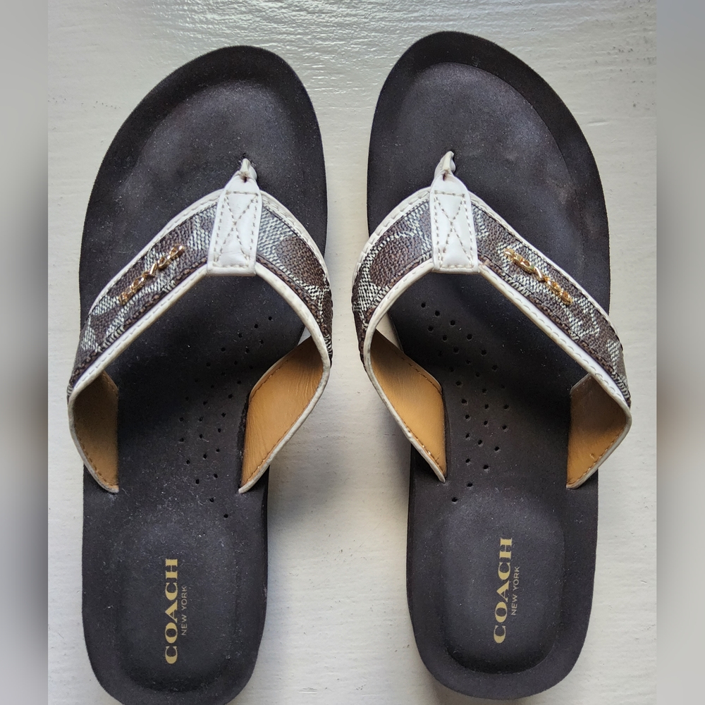 Coach flip flops